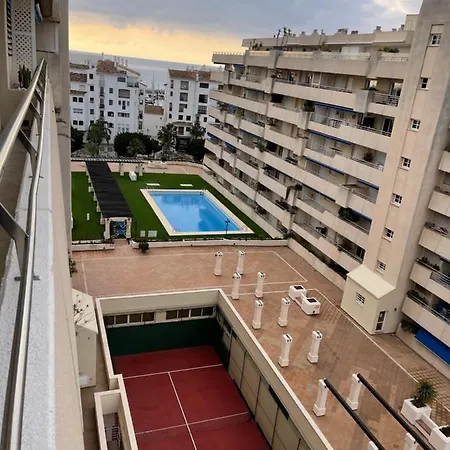 Puerto Banus Moderno